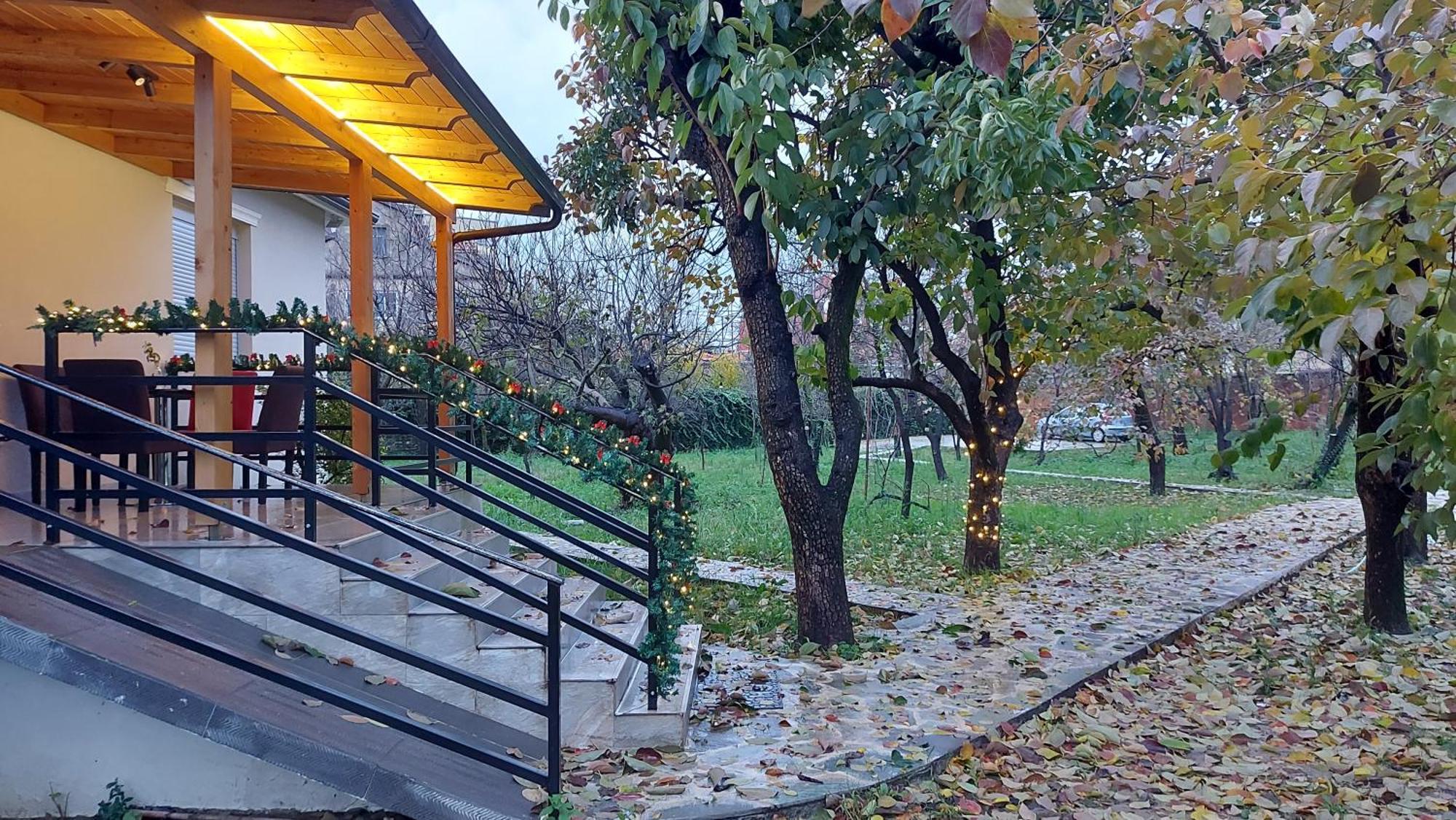Nicolaus Hidden Gem Villa Shkoder Exterior photo