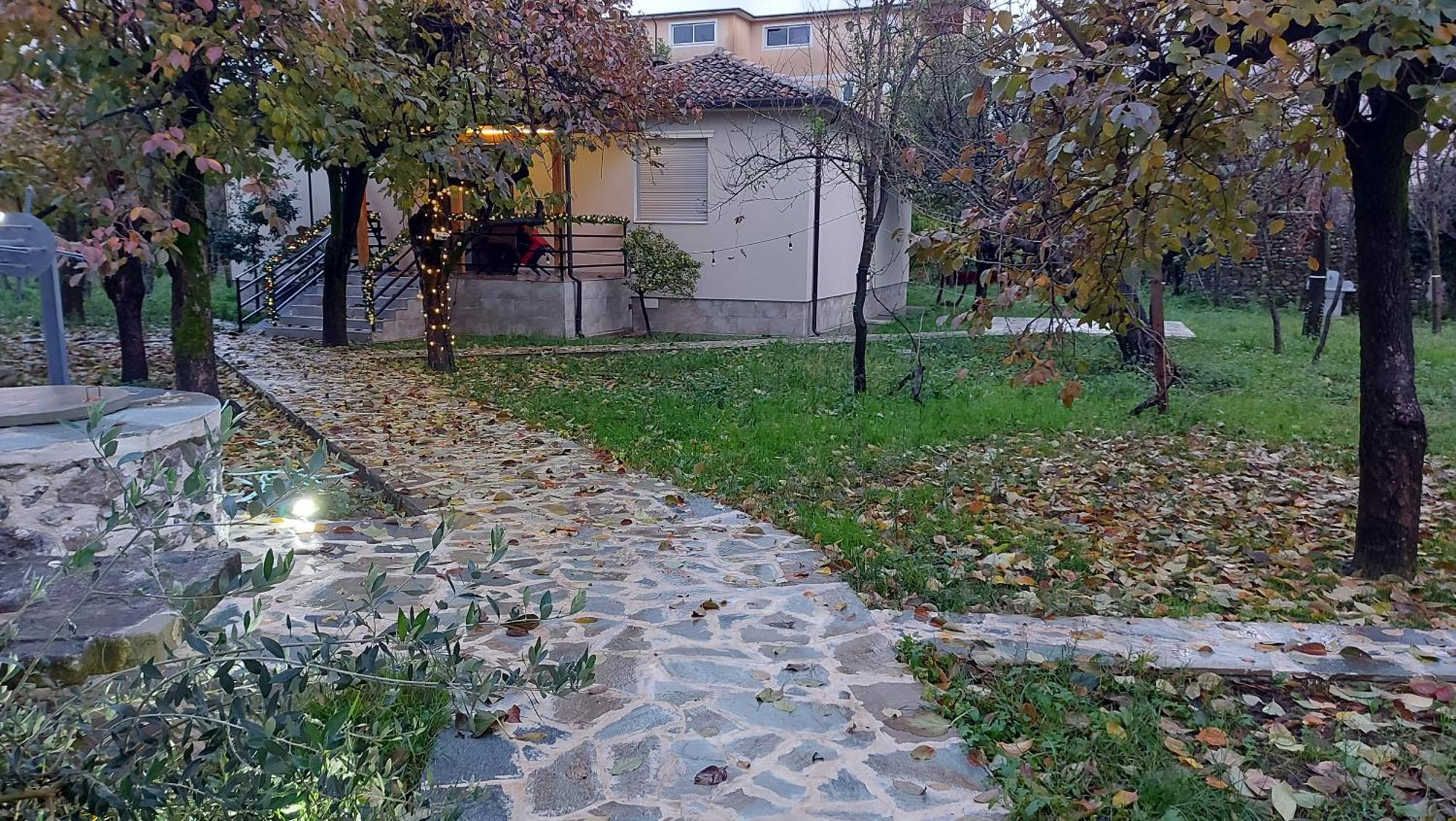 Nicolaus Hidden Gem Villa Shkoder Exterior photo